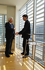 �h���t�g���m�F���鍲�����i���j�ƌ��c���i�E�j